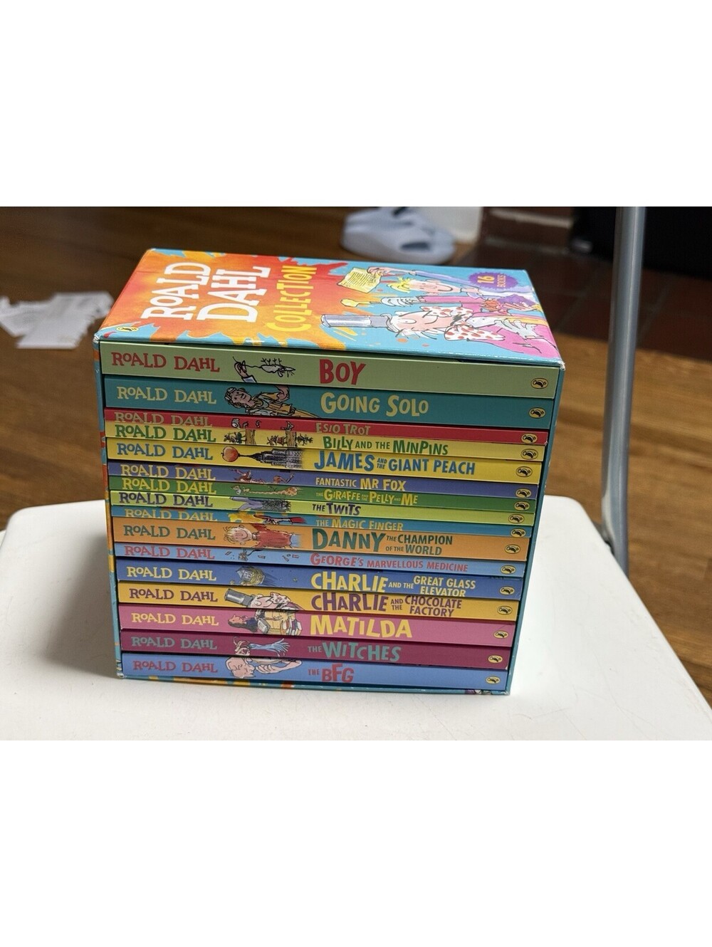 Roald Dahl Collection 16 Book Box Gift Set Good Condition